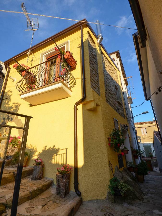 B&B L'Arabatana ピエトラペルトーザ エクステリア 写真